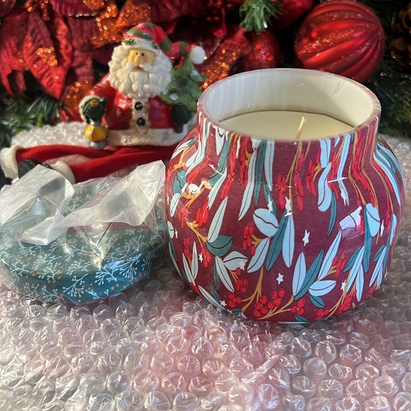 Capri Blue Tinsel & Spice Scented Candle - Pattern Play Signature Holiday Candle - Picture 3 of 9